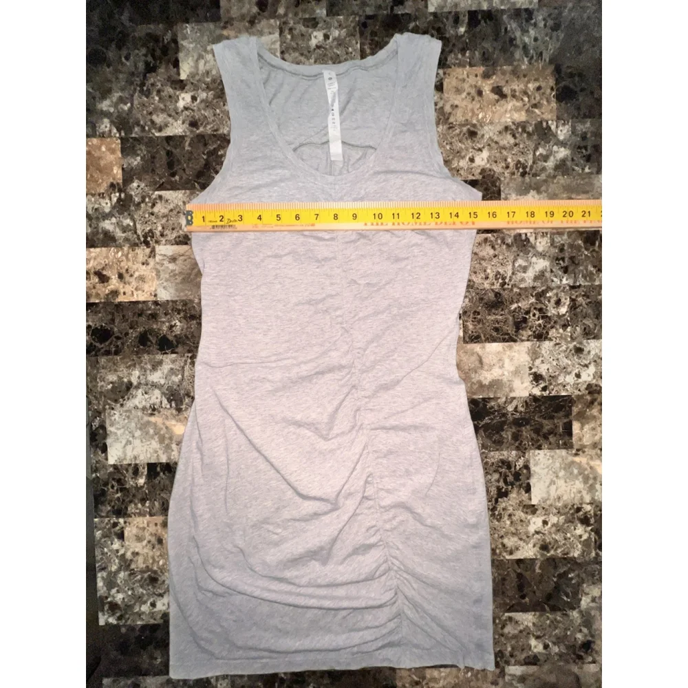 LULULEMON RUSHED DRESS HEATHERED CORE LIGHT GREY COLOR SIZE 6 PTP 15.5” - Picture 4 of 9
